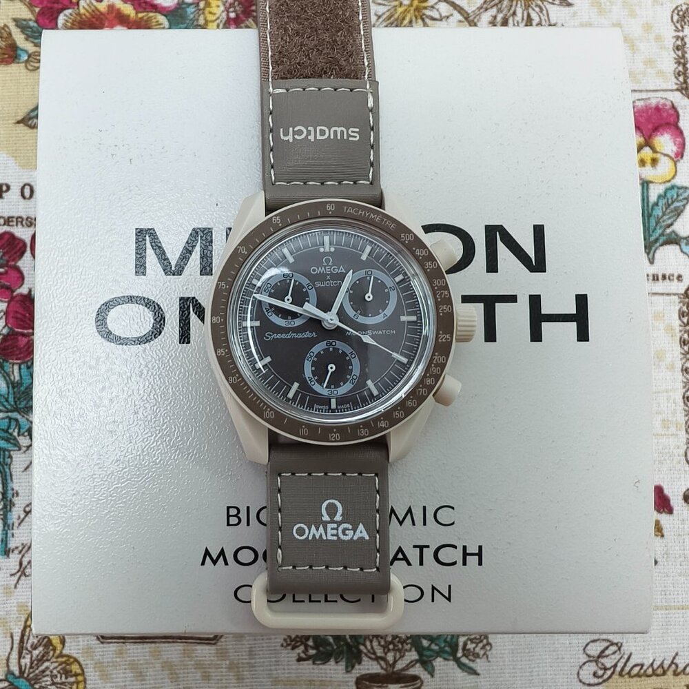 👑POSH NWT Swatch X Omega Mission On Earth - DESERT Watch